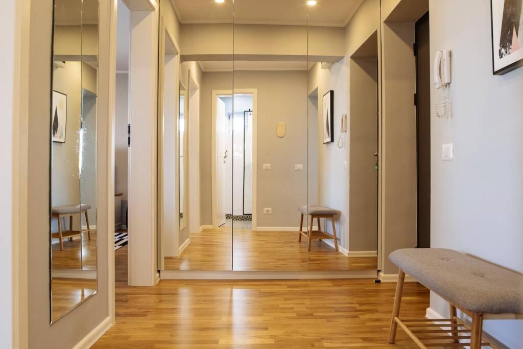 Good Vibes Central Apartment บูคาเรสต์ ภายนอก รูปภาพ