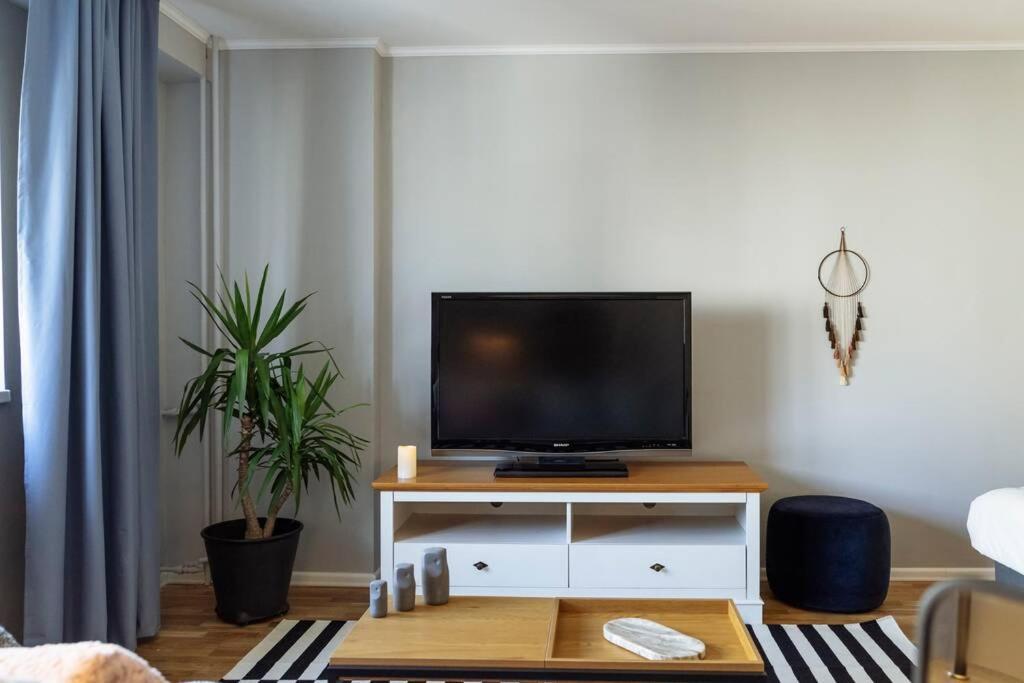 Good Vibes Central Apartment บูคาเรสต์ ภายนอก รูปภาพ
