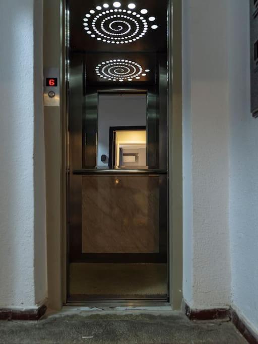 Good Vibes Central Apartment บูคาเรสต์ ภายนอก รูปภาพ