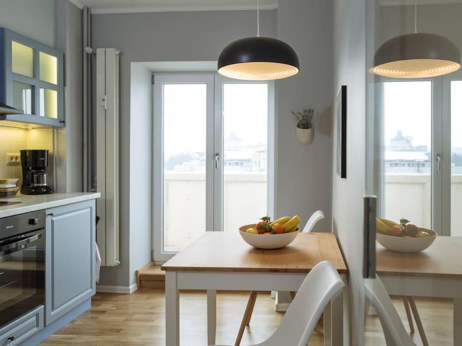 Good Vibes Central Apartment บูคาเรสต์ ภายนอก รูปภาพ